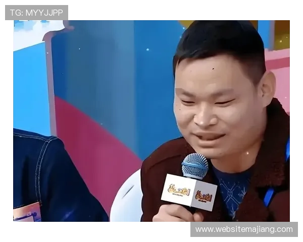 微扑克官真人视讯:专业主播同步互动提升你的游戏乐趣 微扑克官真人视讯:专业主播同步互动提升你的游戏乐趣